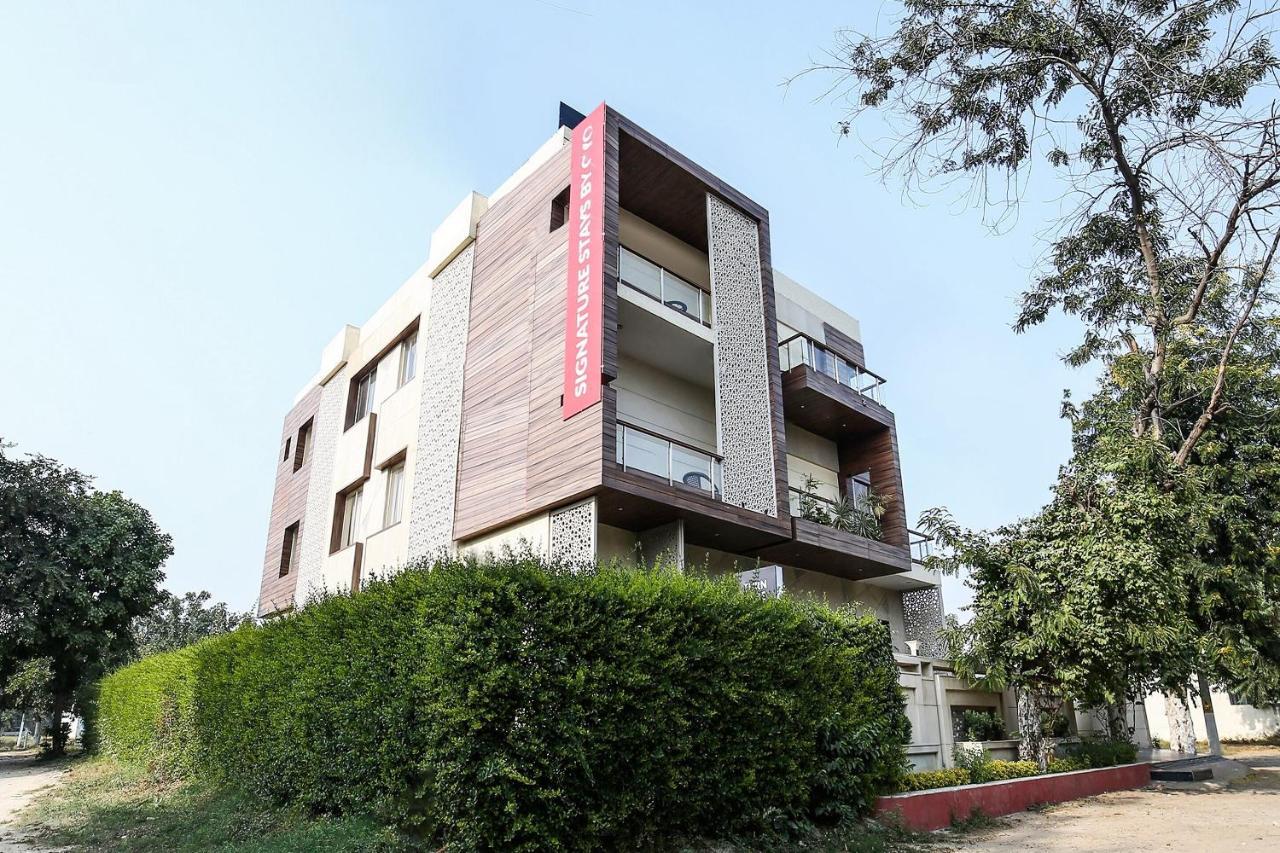 Collection O Motif South City 1 Near Appu Ghar Gurgaon Exterior foto