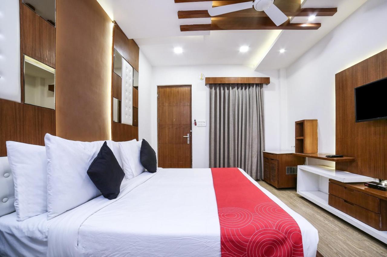 Collection O Motif South City 1 Near Appu Ghar Gurgaon Exterior foto